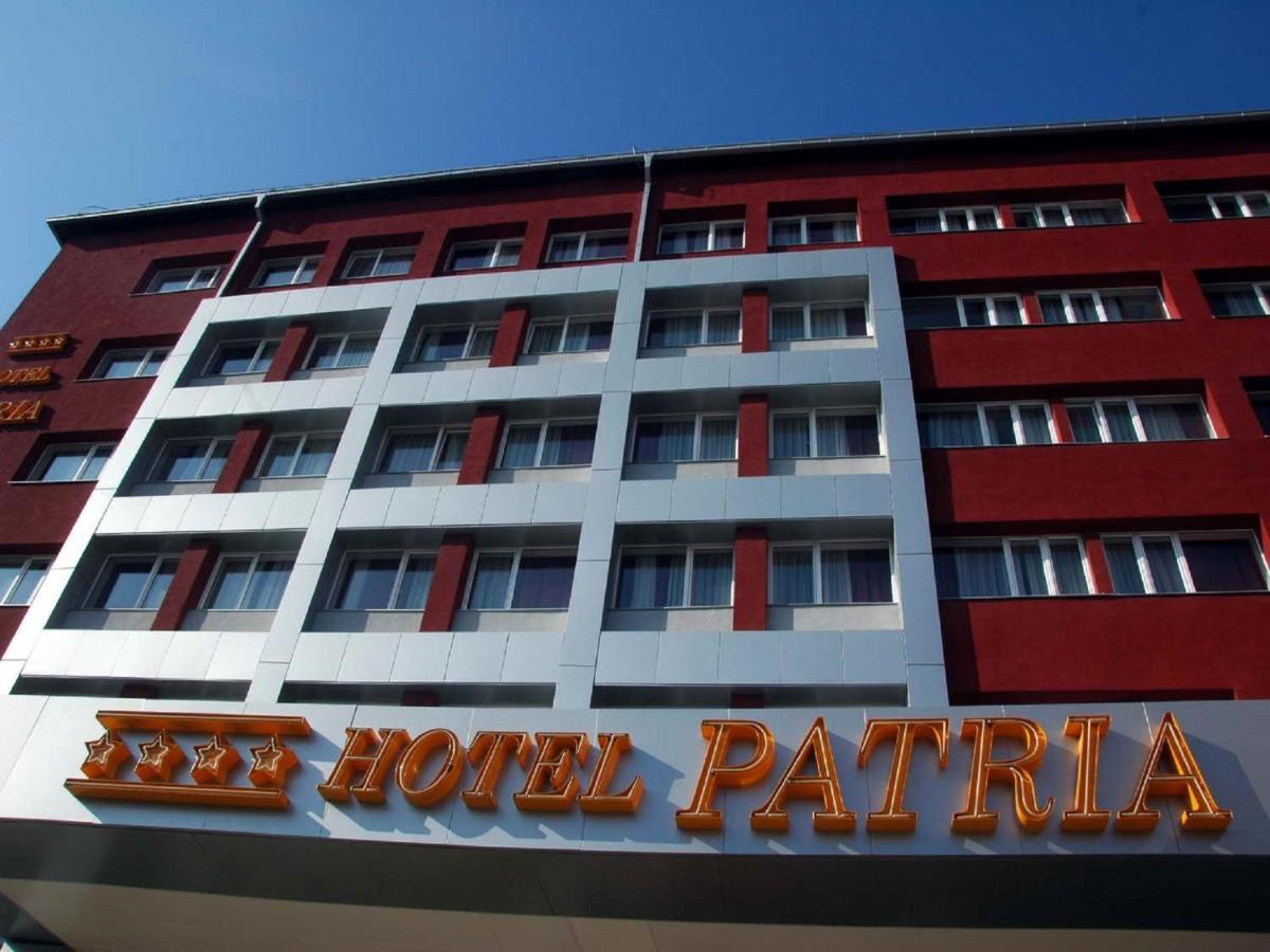 Hotel Patria スボティツァ エクステリア 写真